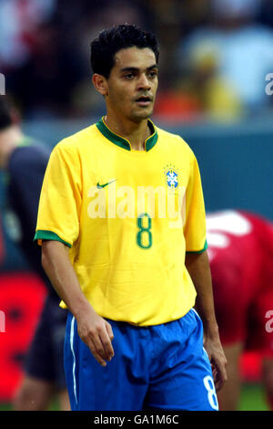 Calcio - International friendly - Turchia v Brasile - Signal Iduna Park. Josue, Brasile Foto Stock