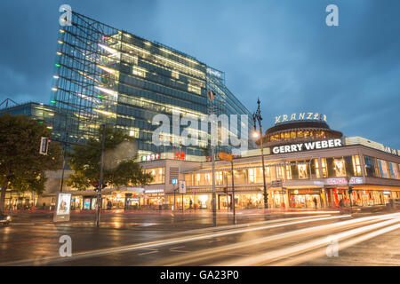 Shopping Mall Kranzler Eck, Berlin Foto Stock