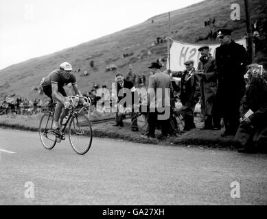 Escursioni in bicicletta - il British Empire and Commonwealth Games - 120 miglia di corsa su strada Foto Stock