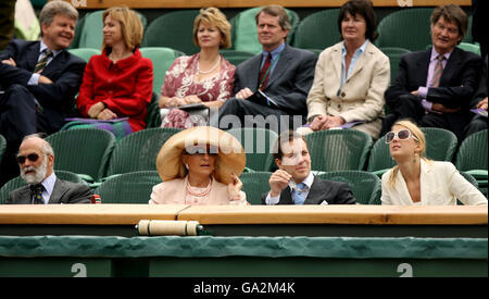 Principessa Michael di Kent e principe Michael di Kent con Lord Frederick Windsor e Lady Gabriella Windsor Foto Stock