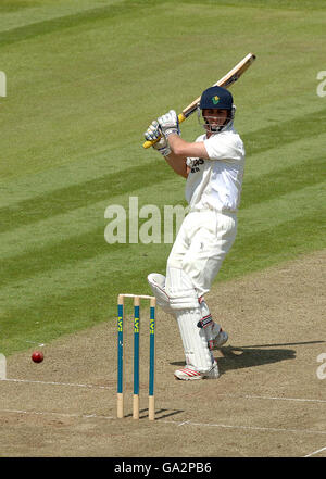 Cricket - Liverpool Victoria County Championship - Divisione due - Leicestershire / Glamorgan - Grace Road. Mark Wallace di Glamorgan in azione durante la partita del Liverpool Victoria County Championship a Grace Road, Leicester. Foto Stock