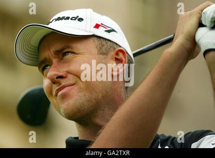 Englands Mark Foster sulla nona tee durante il Barclays Scottish Open a Loch Lomond, Glasgow. Foto Stock