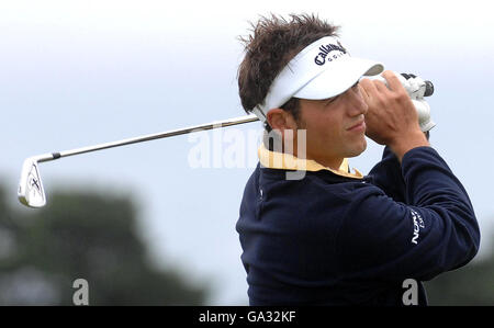 Golf - il 136a Open Championship 2007 - Day One - Carnoustie. L'inglese Nick Dougherty al sesto tee durante il 136a Open Championship a Carnoustie, Scozia. Foto Stock