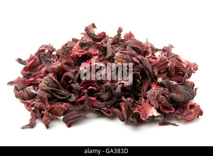 Rosso essiccato Hibiscus pila isolato su bianco Foto Stock