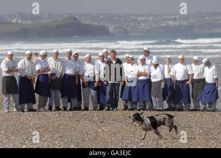 Oliver si sta laureando chef Foto Stock