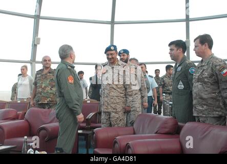 Comandanti a Konya AFB Area di varo durante il ISIK 2016 Lotta contro la ricerca e il salvataggio esercizio Foto Stock