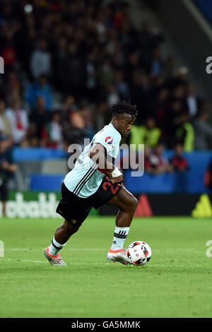 Villeneuve d'Ascq, Lille, Francia. 1 Luglio, 2016. Michy Batshuayi (BEL) Calcio/Calcetto : UEFA EURO 2016 Quarti di finale di match tra Galles 3-1 Belgio a Stade Pierre-Mauroy in Villeneuve d'Ascq, Lille, Francia . © aicfoto/AFLO/Alamy Live News Foto Stock