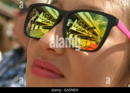 Karlovy Vary, Repubblica Ceca. 03 Luglio, 2016. Atmosfera durante la cinquantunesima Karlovy Vary Film Festival Internazionale di Karlovy Vary, Repubblica Ceca, 3 luglio 2016. © Slavomir Kubes/CTK foto/Alamy Live News Foto Stock