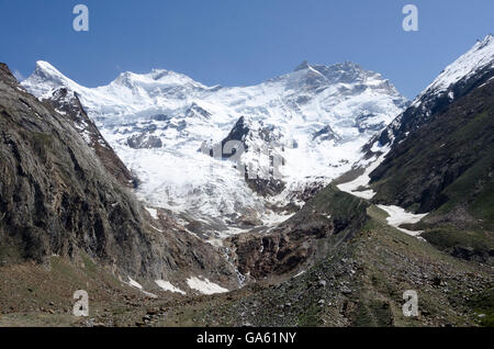 Picco di montagna con il ghiacciaio, Himalaya, vicino a valle Suru, Ladakh, Jammu e Kashmir India Foto Stock