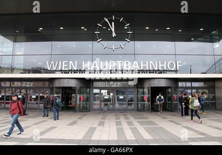 Vienna Hauptbahnhof quale è la stazione ferroviaria principale e situato nel quartiere di Favoriten Foto Stock