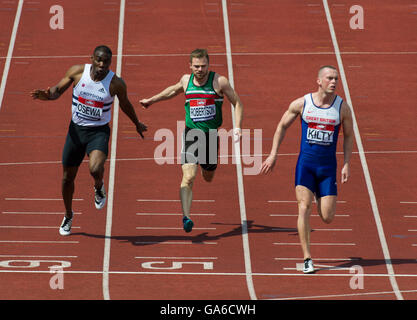 Birmingham, 25 giugno 2016, Sam Osewa (L)  Andrew Robertson (M)   Richard Kilty (R) concorrenti negli uomini della 100m durante il giorno due o Foto Stock