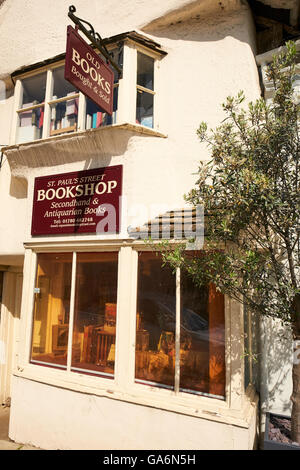 Una libreria che si occupa del commercio di seconda mano e antiquario libri San Paolo Street Stamford Lincolnshire UK Foto Stock