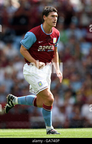 Calcio - Aston Villa v Inter Milan - Villa Park. Gareth Barry di Aston Villa Foto Stock