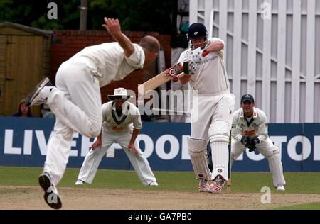 Cricket - Liverpool Victoria County Championship - Worcestershire v Yorkshire - Chester Road North Terreno Foto Stock