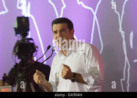 Atene, Grecia 18 settembre 2015. Ritratto di Alexis Tsipras nel suo ultimo intervento pubblico prima della elezioni greche. Foto Stock