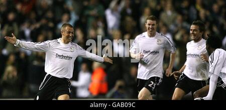 Calcio - Barclays Premier League - Derby County v Newcastle United - Pride Park. Kenny Miller della contea di Derby celebra il suo obiettivo Foto Stock