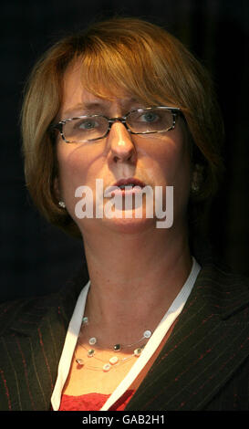 Il segretario d'interni Jacqui Smith partecipa a una riunione marginale durante la Conferenza del Partito laburista a Bournemouth. Foto Stock