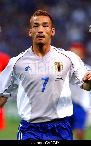 Calcio - Coppa del mondo FIFA 2002 - Gruppo H - Giappone contro Belgio. Hidetoshi Nakata, Giappone Foto Stock