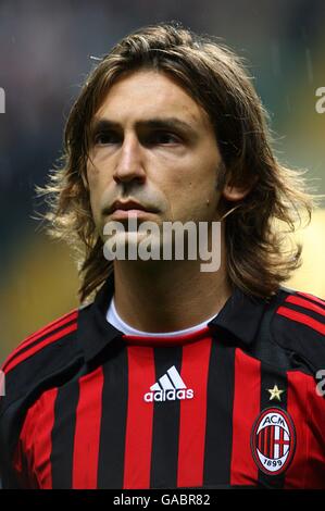 Calcio - UEFA Champions League - Gruppo D - Celtic v AC Milan - Celtic Park. Andrea Pirlo, AC Milano Foto Stock