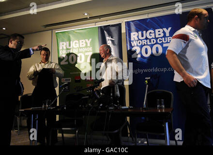 Rugby Union - IRB Rugby World Cup 2007 - Inghilterra Conferenza stampa - Marriott Courtyard Neuilly Foto Stock