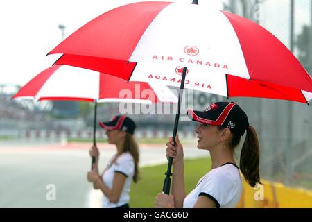 Formula uno Motor Racing - Gran Premio del Canada - gara. Pit Lane ragazze Foto Stock