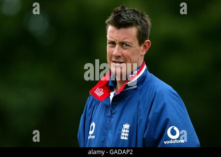 Cricket - primo test npower - Inghilterra / India - Nets. Ashley Giles, Inghilterra Foto Stock