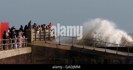 Picchi di marea Hits East Coast - REGNO UNITO Foto Stock