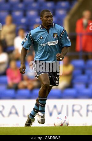 Calcio - amichevole - Tranmere Rovers / Manchester City. Marc-Vivien Foe, Manchester City Foto Stock