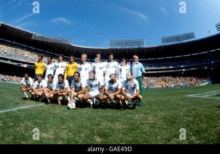 American Soccer - NASL - Soccer Bowl 80 - New York Cosmos v Fort Lauderdale percussori Foto Stock