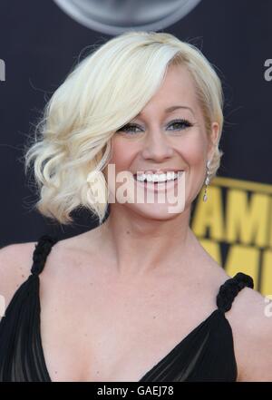 Kellie Pickler arriva agli American Music Awards 2007 al Nokia Theatre di Los Angeles. Foto Stock