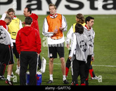 Calcio - UEFA Champions League - Quarter Final - First leg - Liverpool v Chelsea - Liverpool Training - Melwood. Peter Crouch di Liverpool durante l'allenamento Foto Stock