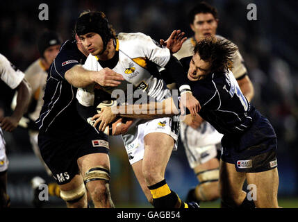 Rugby Union - Guinness Premiership - Bristol / London Wasps - Memorial Stadium. Il Danny Cipriani di Wasps viene affrontato da Matt Slater e Tom Arscott di Bristol durante la partita della Guinness Premiership al Memorial Stadium di Bristol. Foto Stock