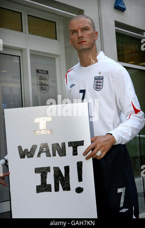 David Beckham Waxwork Photocall - Londra Foto Stock