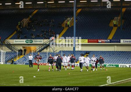 Calcio - Coca-Cola Football League Championship - Sheffield Mercoledì v Charlton Athletic - Hillsborough. Charlton Athletic giocatori durante il riscaldamento Foto Stock