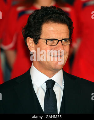 Calcio - Inghilterra Umbro Kit Launch - The Grove Hotel. Il nuovo manager inglese Fabio Capello Foto Stock