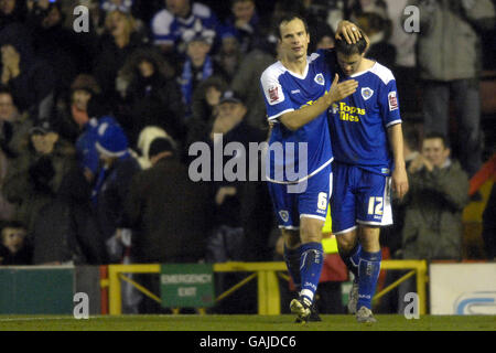 Calcio - Coca-Cola Football League Championship - Bristol City / Leicester City - Ashton Gate. Matt Fryatt (r) di Leicester City si congratula con il compagno di squadra Stephen Clemence dopo aver segnato il secondo goal di Leicester Foto Stock