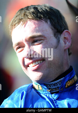 Corse ippiche - il Grand National Meeting di John Smith del 2008 - Ippodromo di Aintree. Timmy Murphy, Jockey Foto Stock