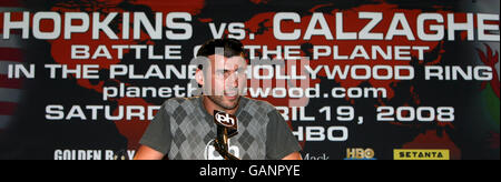 Il campione del mondo britannico Joe Calzaghe durante una conferenza stampa al Planet Hollywood Hotel a Las Vegas, USA. Foto Stock