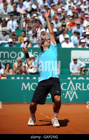 Roger Federer della Svizzera in azione contro David Nalbandian dell'Argentina Foto Stock