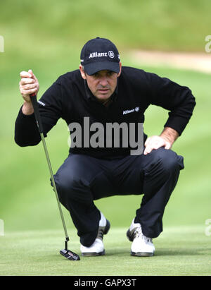 Paul McGinley in Irlanda durante il primo round del 2008 Celtic Manor Wales Open presso il Celtic Manor Resort di Newport. Foto Stock