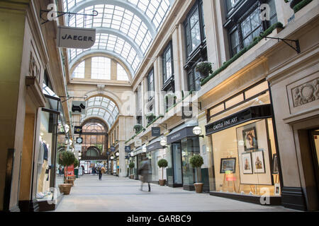 Exchange Shopping Arcade, Nottingham, Inghilterra, Regno Unito Foto Stock