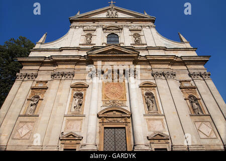 Facciata barocca dei Santi Pietro e Paolo Chiesa di Cracovia, in Polonia. Foto Stock