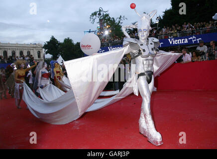 Concorso Costume in arrivo per il Life Ball 08, a Vienna, Austria. Foto Stock