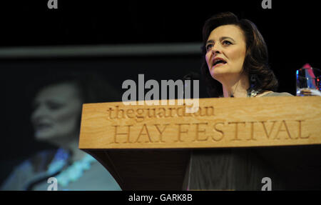 Cherie Booth che parla al Guardian Hay Festival. Foto Stock