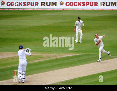 Cricket - Terza npower Test Match - Giorno 2 - Inghilterra v Nuova Zelanda - Trent Bridge Foto Stock