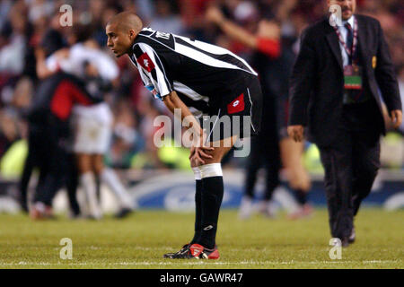 Calcio - UEFA Champions League - finale - Juventus / AC Milan. David Trezeguet di Juventus è abbattuto dopo aver perso a AC Milano per sanzioni Foto Stock