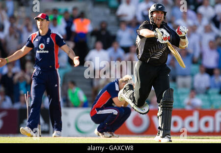 Cricket - NatWest Series - Quarta Giornata internazionale - Inghilterra v Nuova Zelanda - l'Ovale Foto Stock