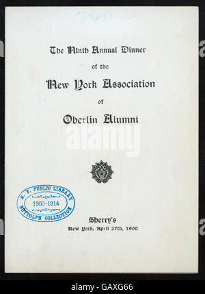 La nona cena annuale della New York Association of Oberlin Alumni si è tenuta presso il ristorante Sherry's di New York. Questo evento avrebbe riunito gli ex allievi dell'Oberlin College per una serata formale di cena, riconnessione e riflessione sulle loro esperienze condivise dagli anni del college. Foto Stock