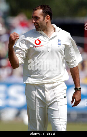 Cricket - secondo test npower - Inghilterra / Zimbabwe. Richard Johnson, inglese Foto Stock