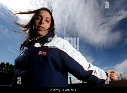 Olympics - Team GB Gymnastics Press Conference - Birmingham. Membro del British Olympic Gymnastics Team Beth Tweddle dopo una conferenza stampa all'Hilton Metropole, Birmingham. Foto Stock